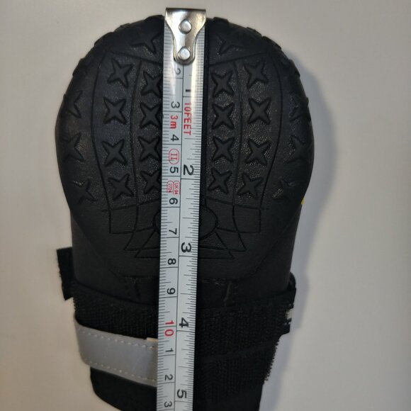 Qumy Dog Boots Size 8 - Picture 4 of 4